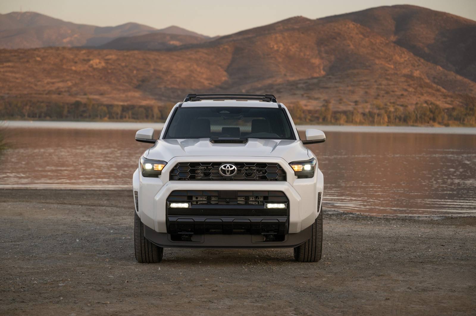 N500 TRD Sport 2.4 i-FORCE