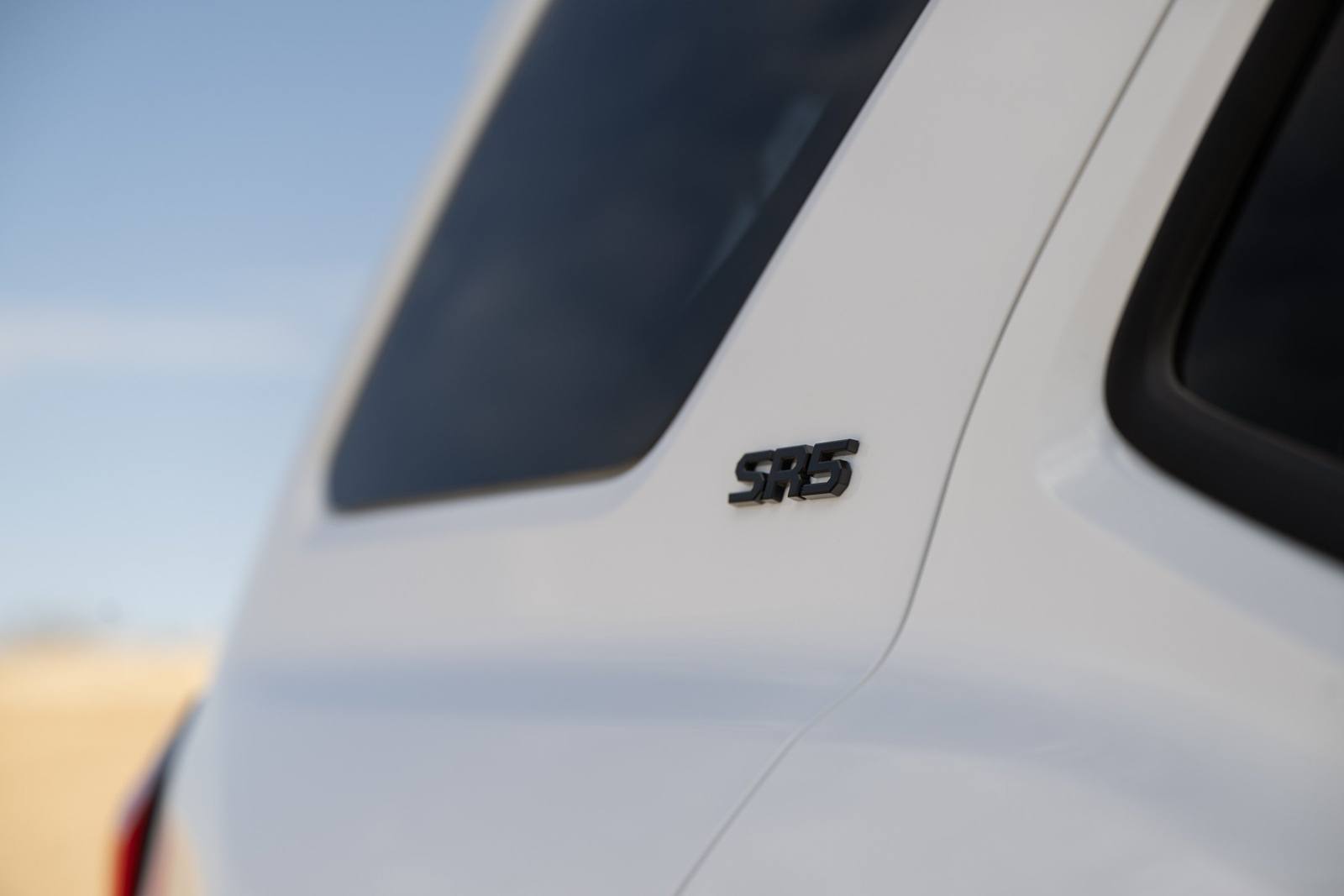 N500 SR5 2.4 i-FORCE 2WD