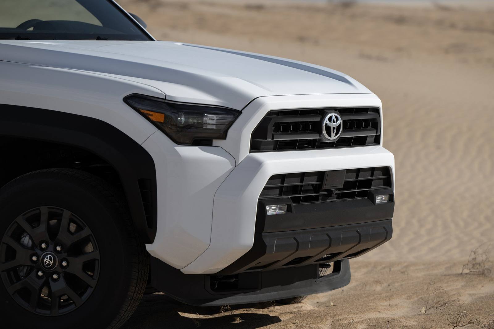 N500 SR5 2.4 i-FORCE 2WD