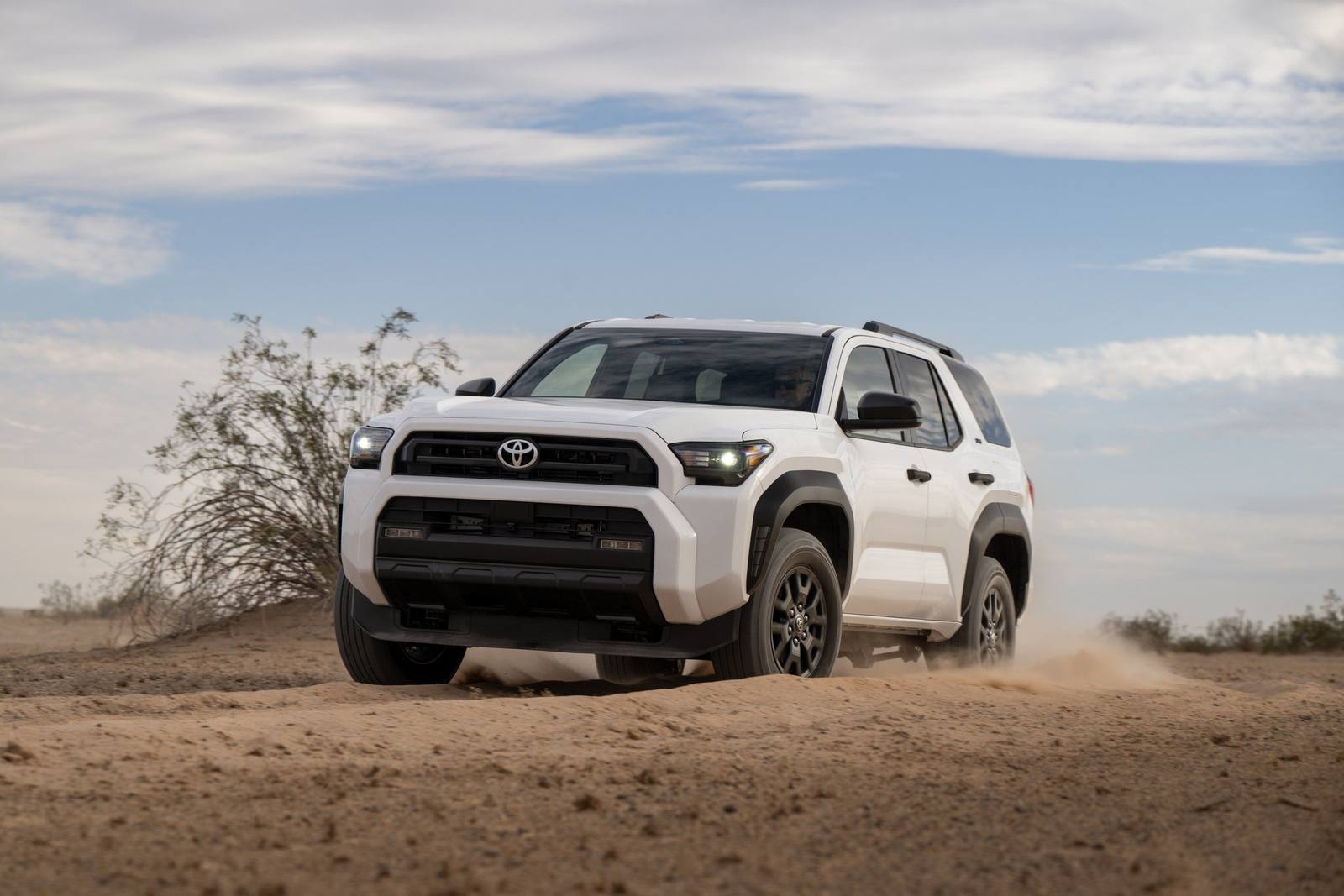 N500 SR5 2.4 i-FORCE 2WD