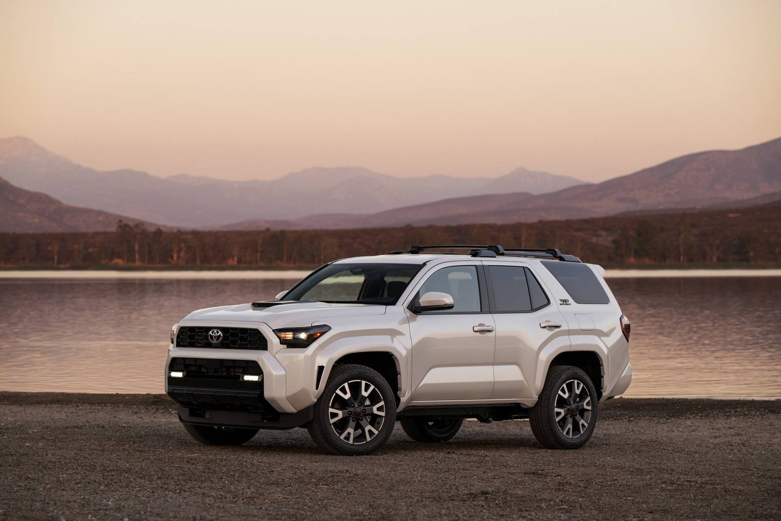 N500 TRD Sport 2.4 i-FORCE