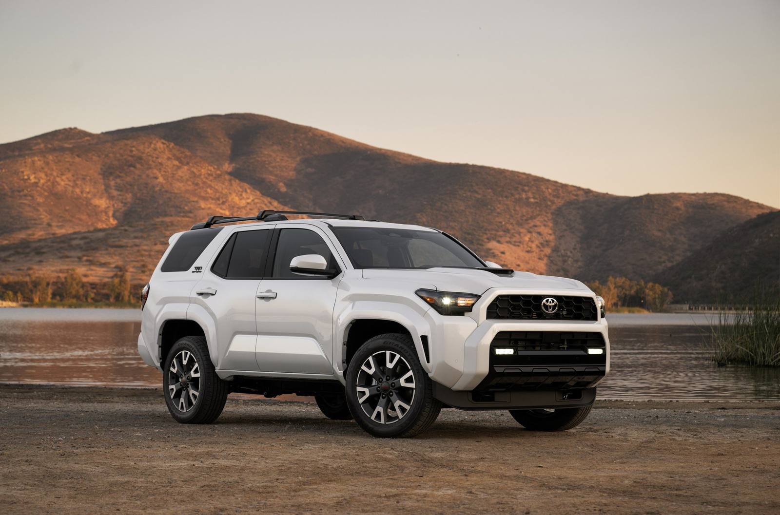 N500 TRD Sport 2.4 i-FORCE