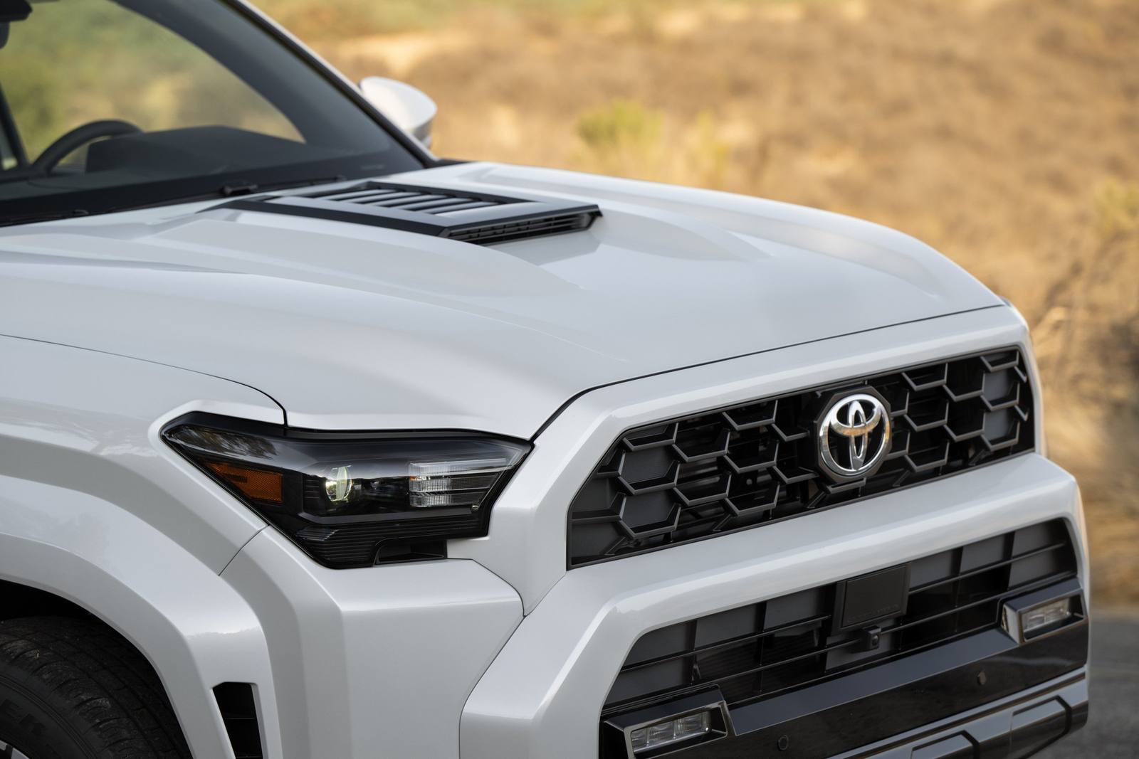 N500 TRD Sport 2.4 i-FORCE