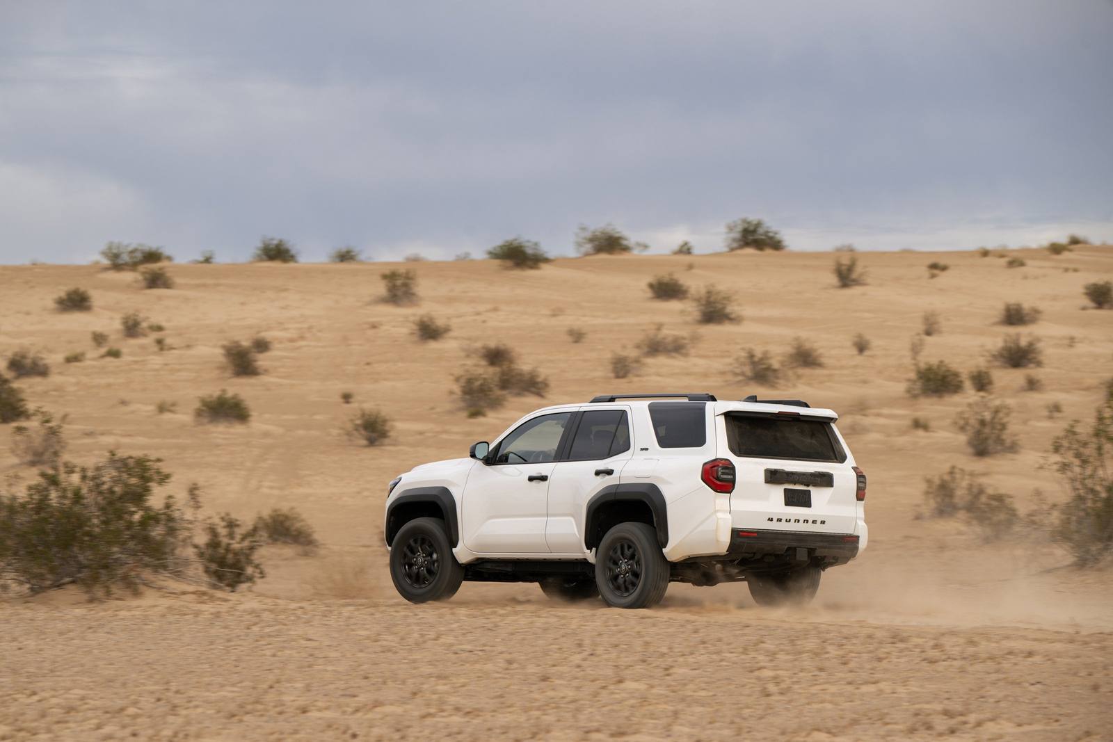 N500 SR5 2.4 i-FORCE 2WD