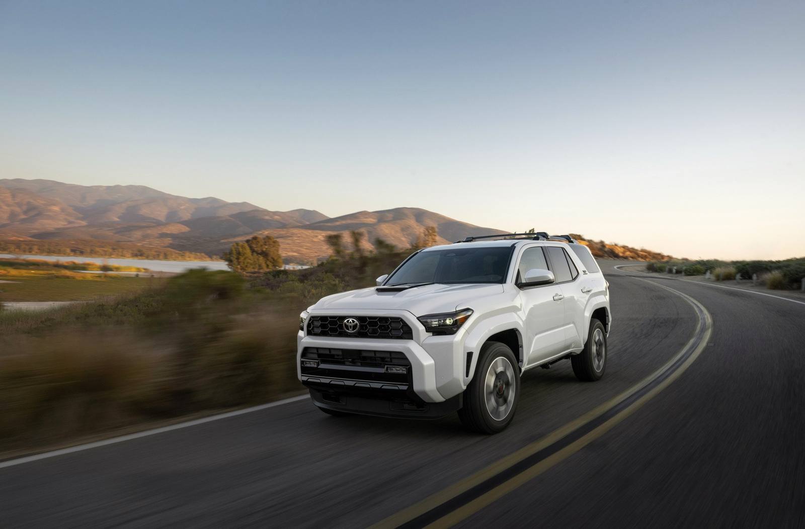 N500 TRD Sport 2.4 i-FORCE