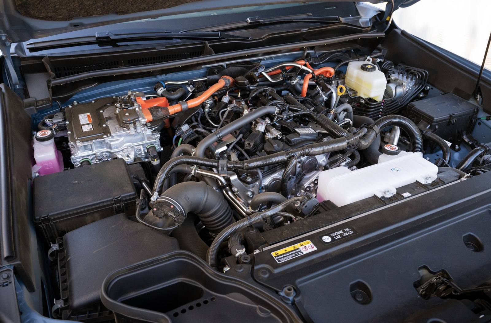 N500 TRD Off-Road 2.4 i-FORCE MAX Hybrid