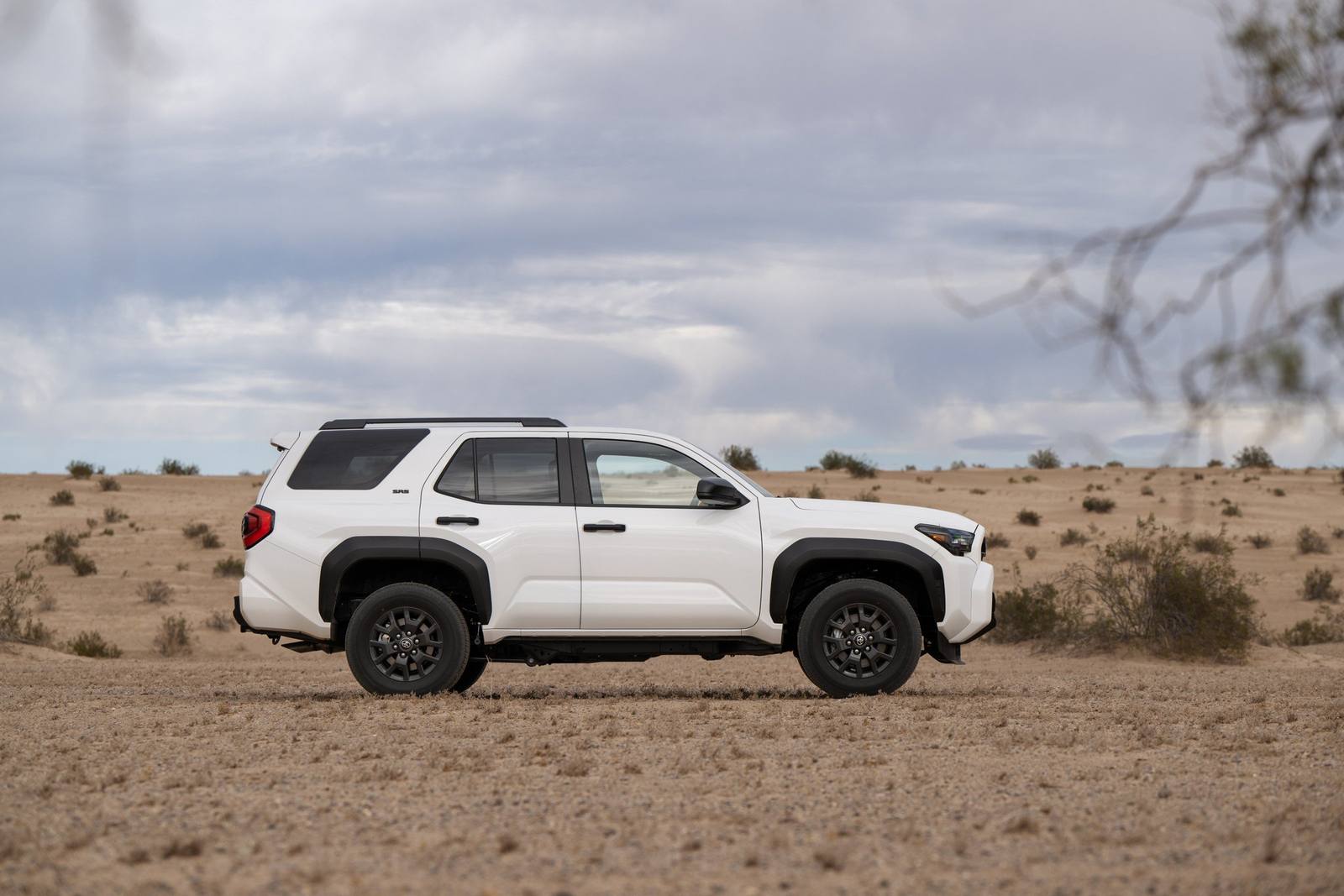 N500 SR5 2.4 i-FORCE 2WD
