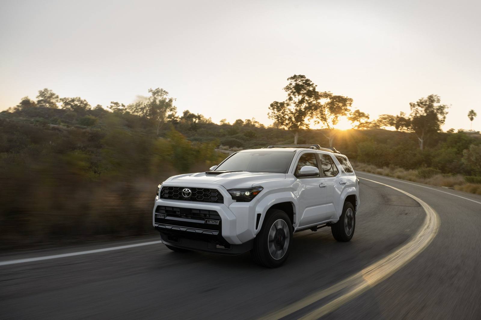 N500 TRD Sport 2.4 i-FORCE