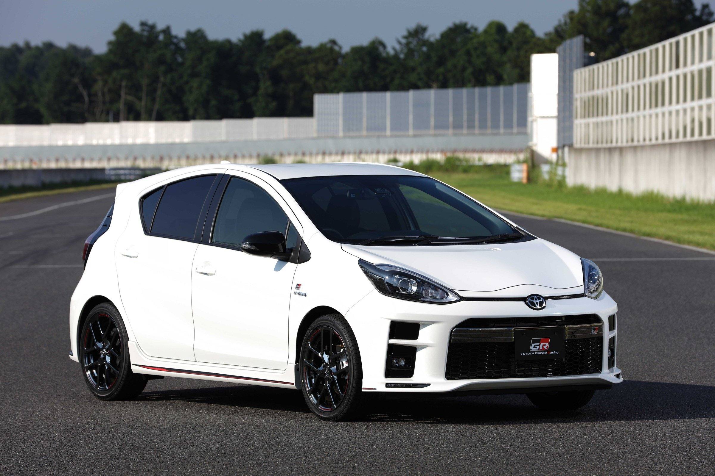 NHP10 GR Sport