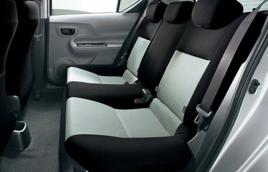 NHP10 1.5 Hybrid S