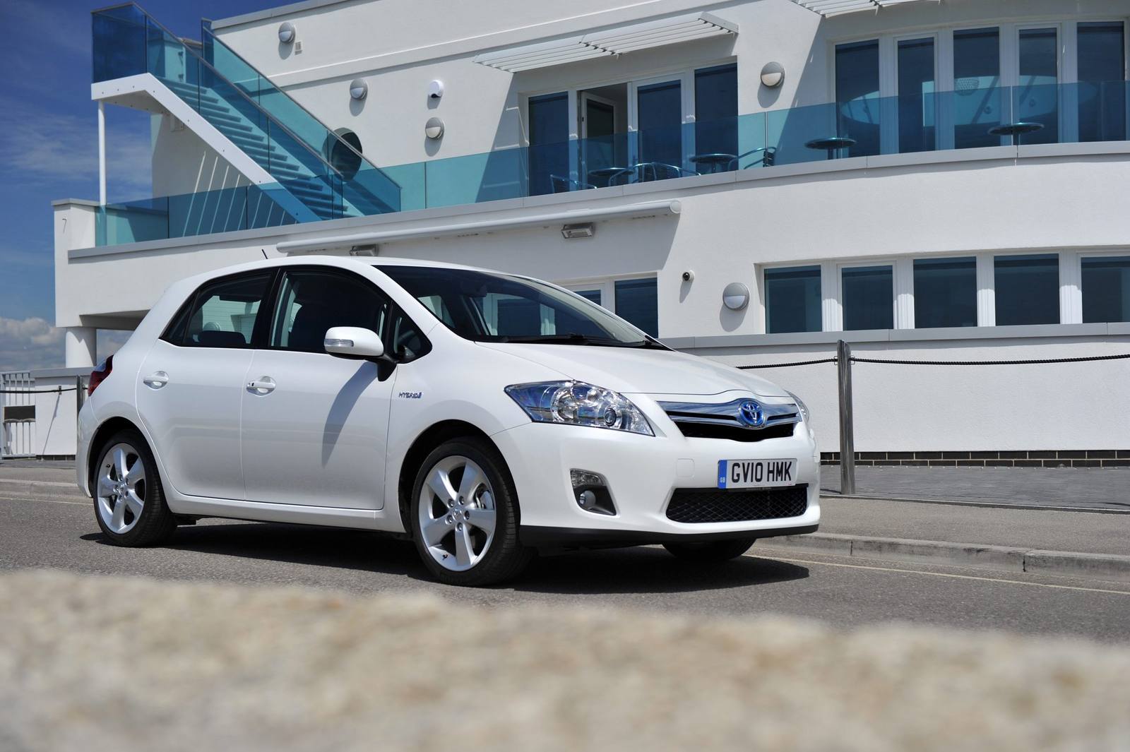 1.8 Hybrid UK (HSD)
