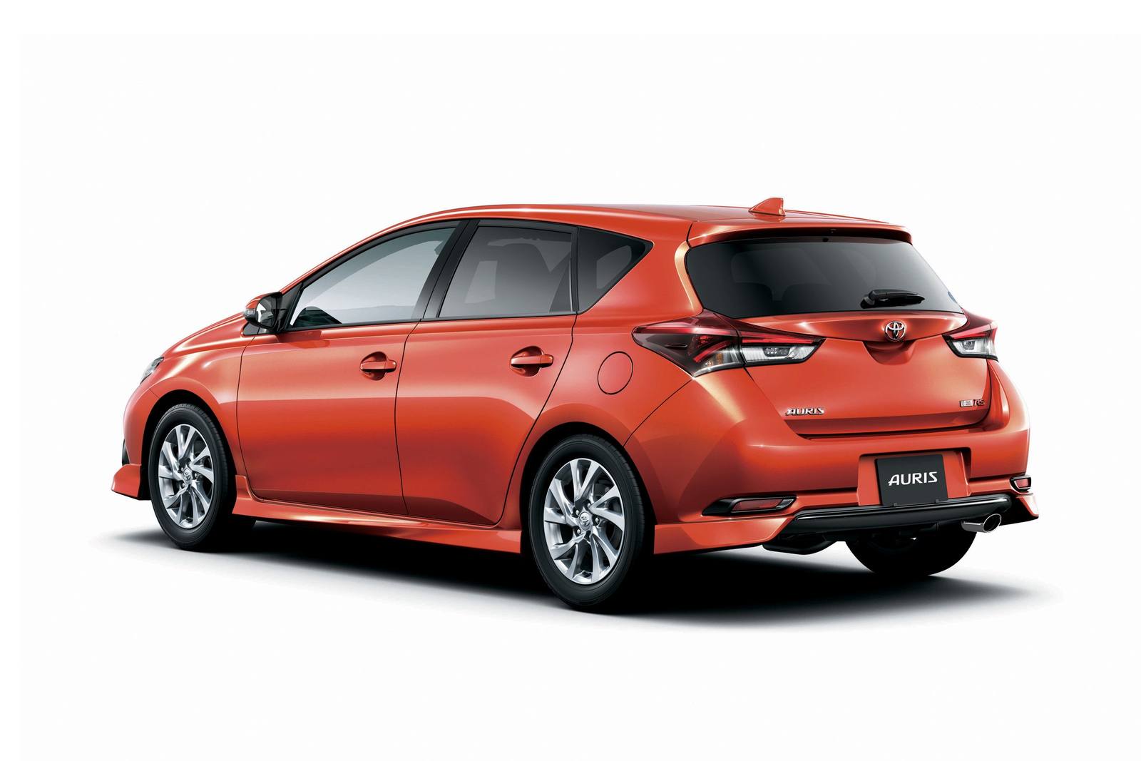 RS 1.8 Japan (2ZR-FAE)