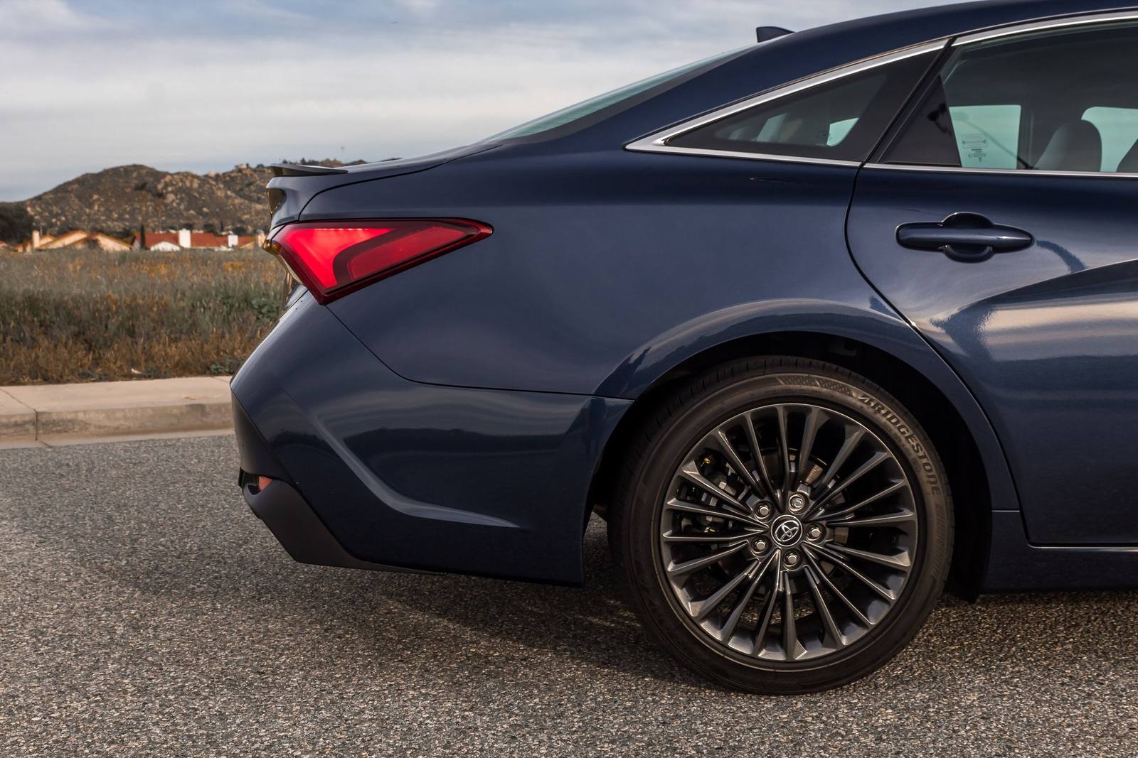 Hybrid XSE