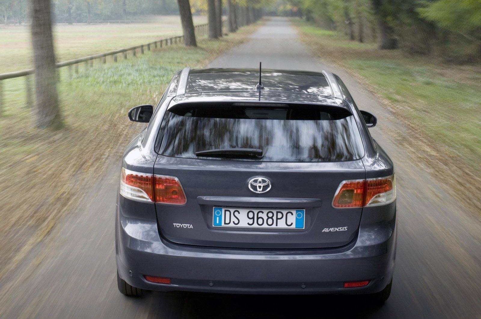 1.8 Wagon (2ZR-FAE)