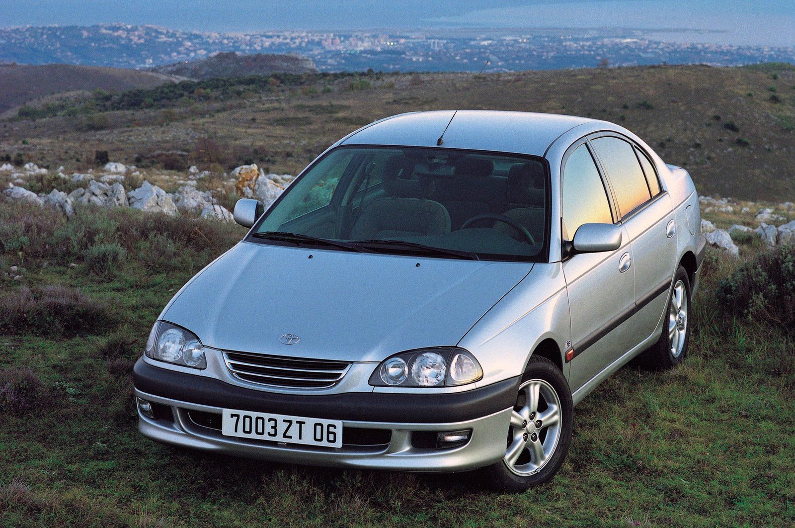 Avensis