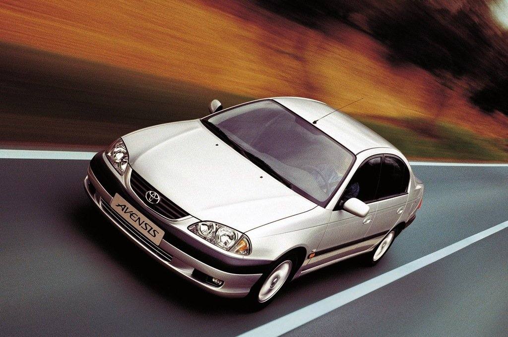 1.8 VVT-i Automatic Sedan