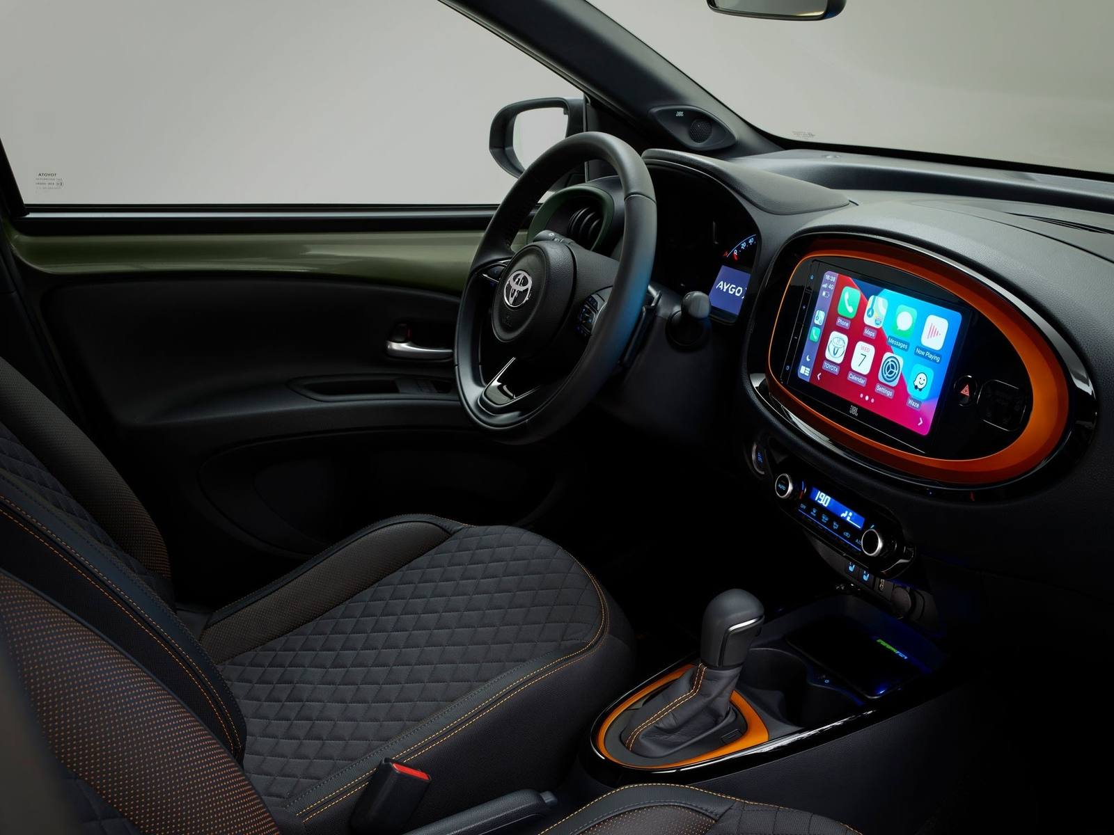 Aygo X 1.0 S-CVT (AB40)
