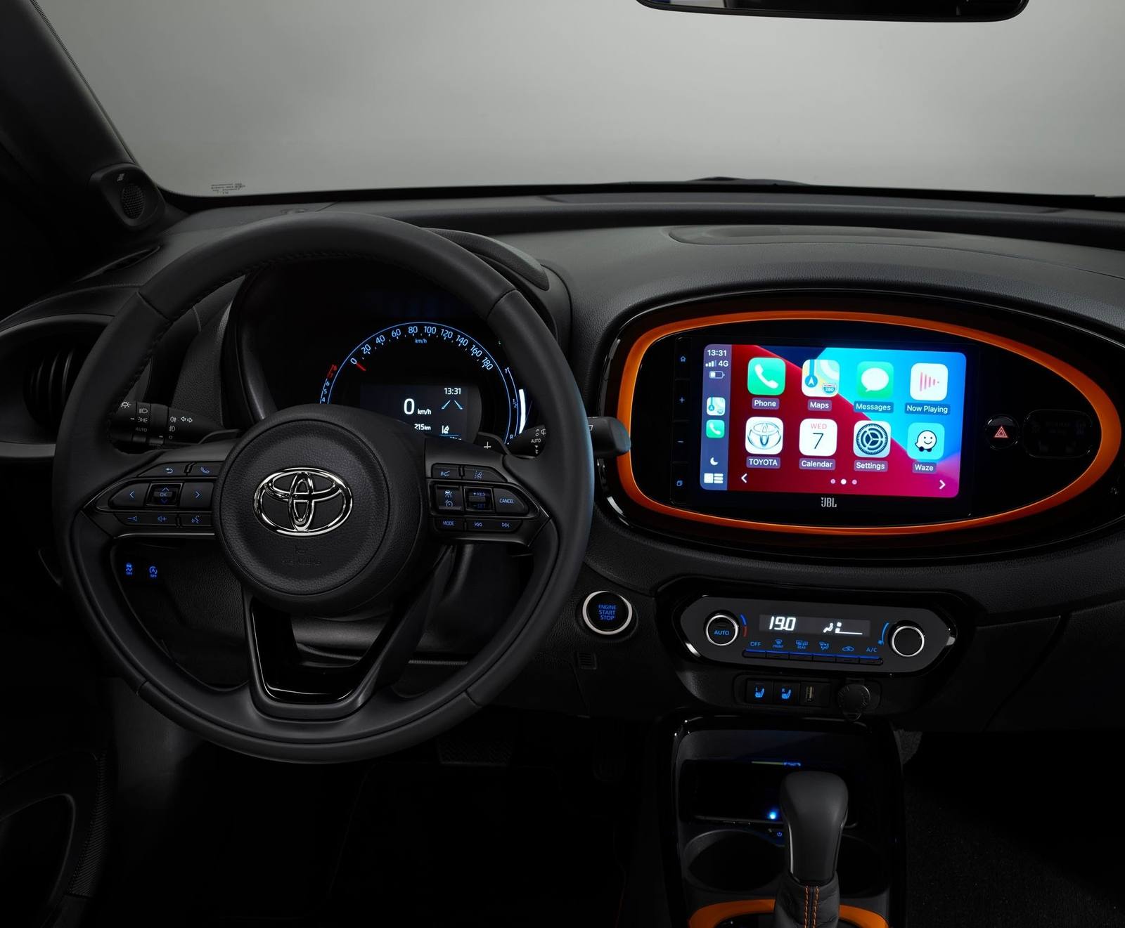 Aygo X 1.0 S-CVT (AB40)