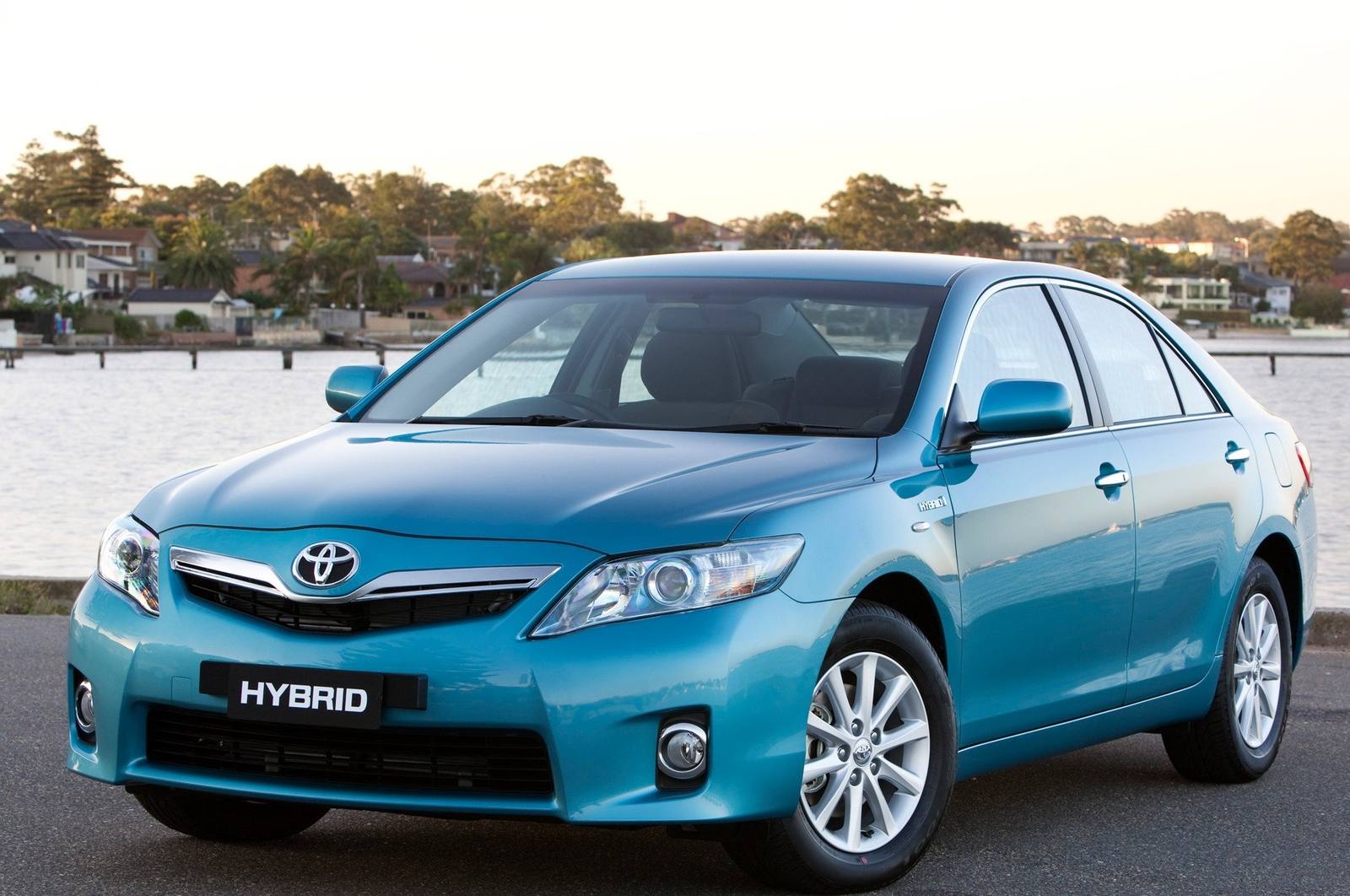 Hybrid Sedan (AU FWD automatic)