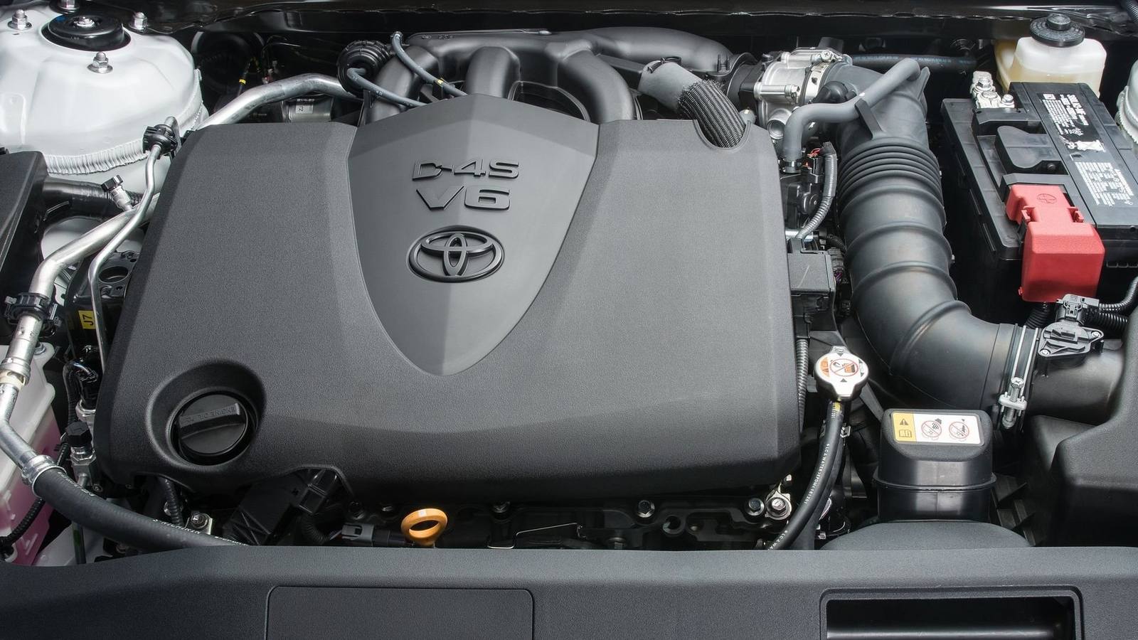 XLE V6 / XSE V6 Sedan