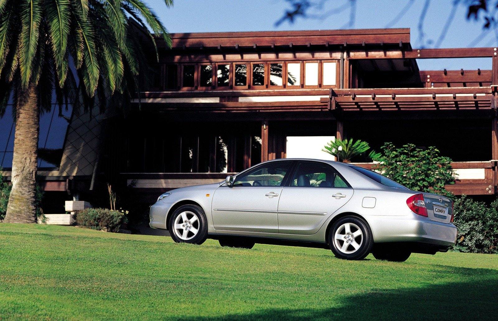 2.4 Sedan (CN, 2AZ-FE)