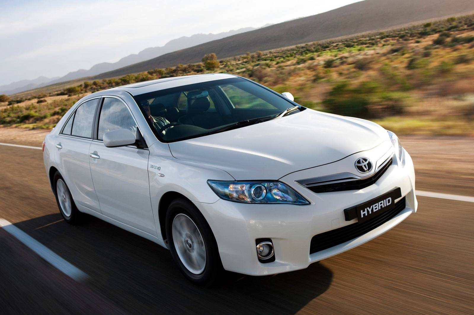 Hybrid Sedan (AU FWD automatic)