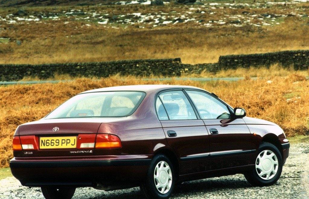 Carina E 2.0 GLi 3S-FE Liftback (EU)