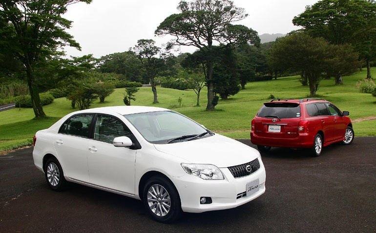 Axio 1.8 2ZR-FE 4WD CVT Sedan