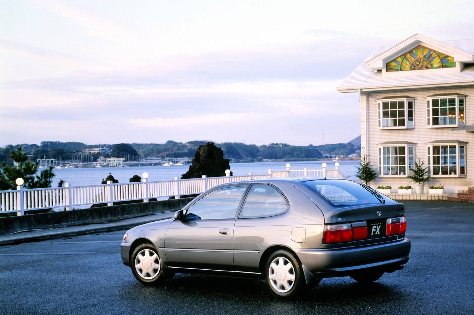 FX 1.6 4A-FE FWD hatchback