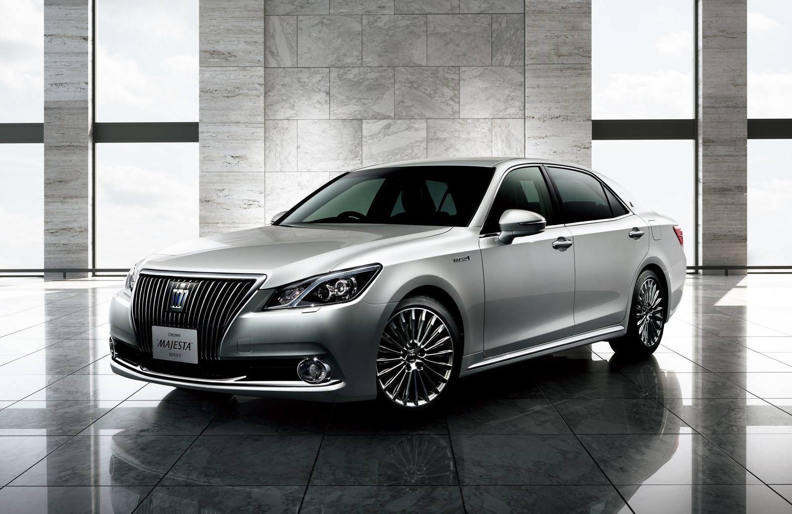S210 2.5 Hybrid 4WD (2AR-FSE)