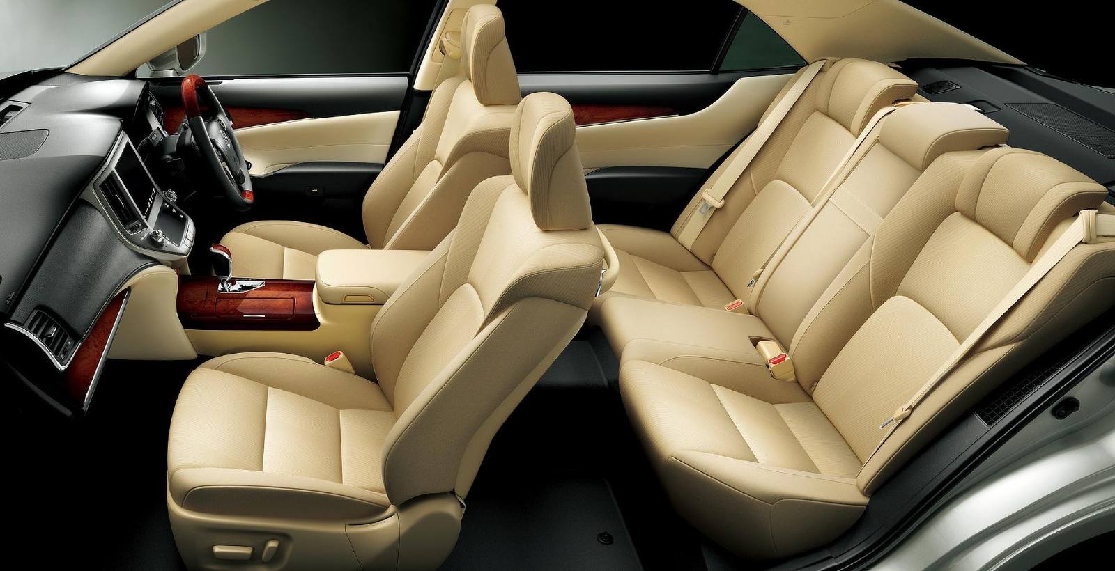 S210 2.5 Hybrid 4WD (2AR-FSE)