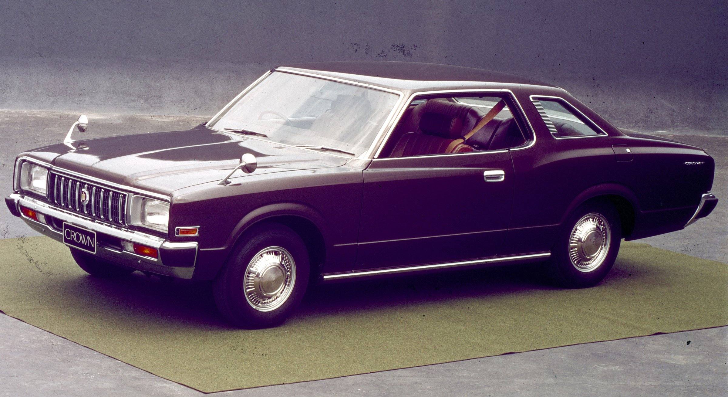 Hardtop 2.6 Royal Saloon (4M)