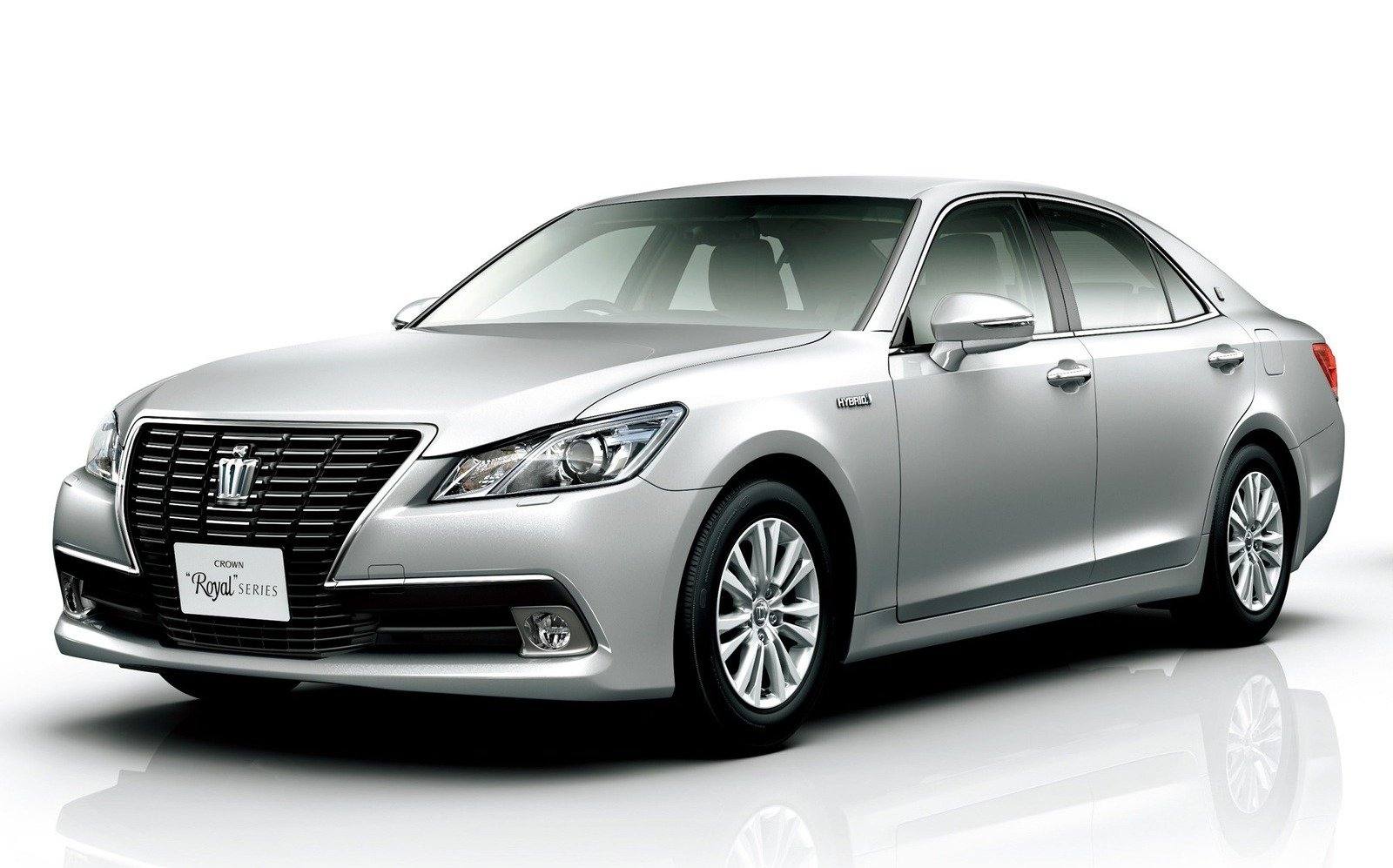 Royal Hybrid 2.5 (2AR-FSE) RWD