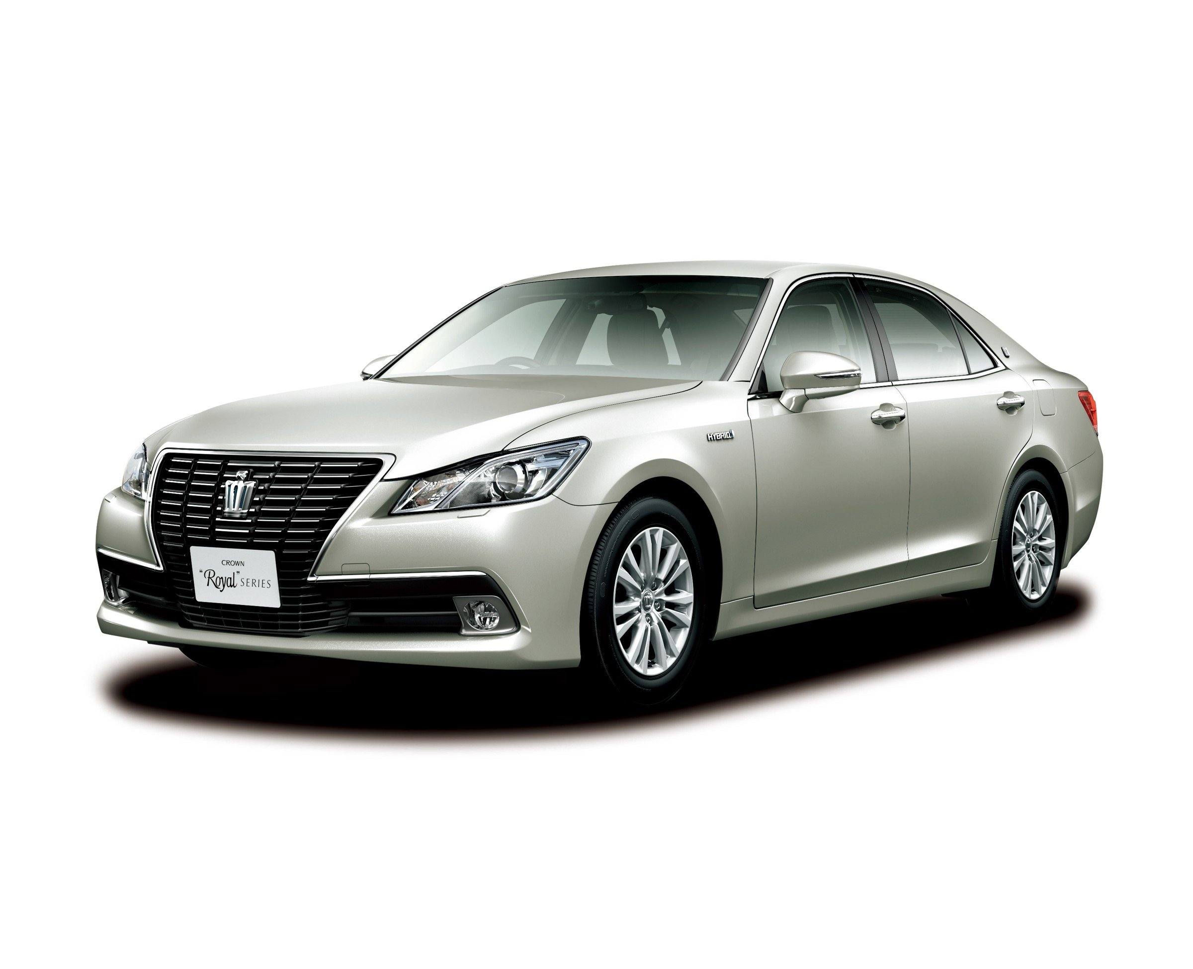 Royal Hybrid 2.5 (2AR-FSE) RWD
