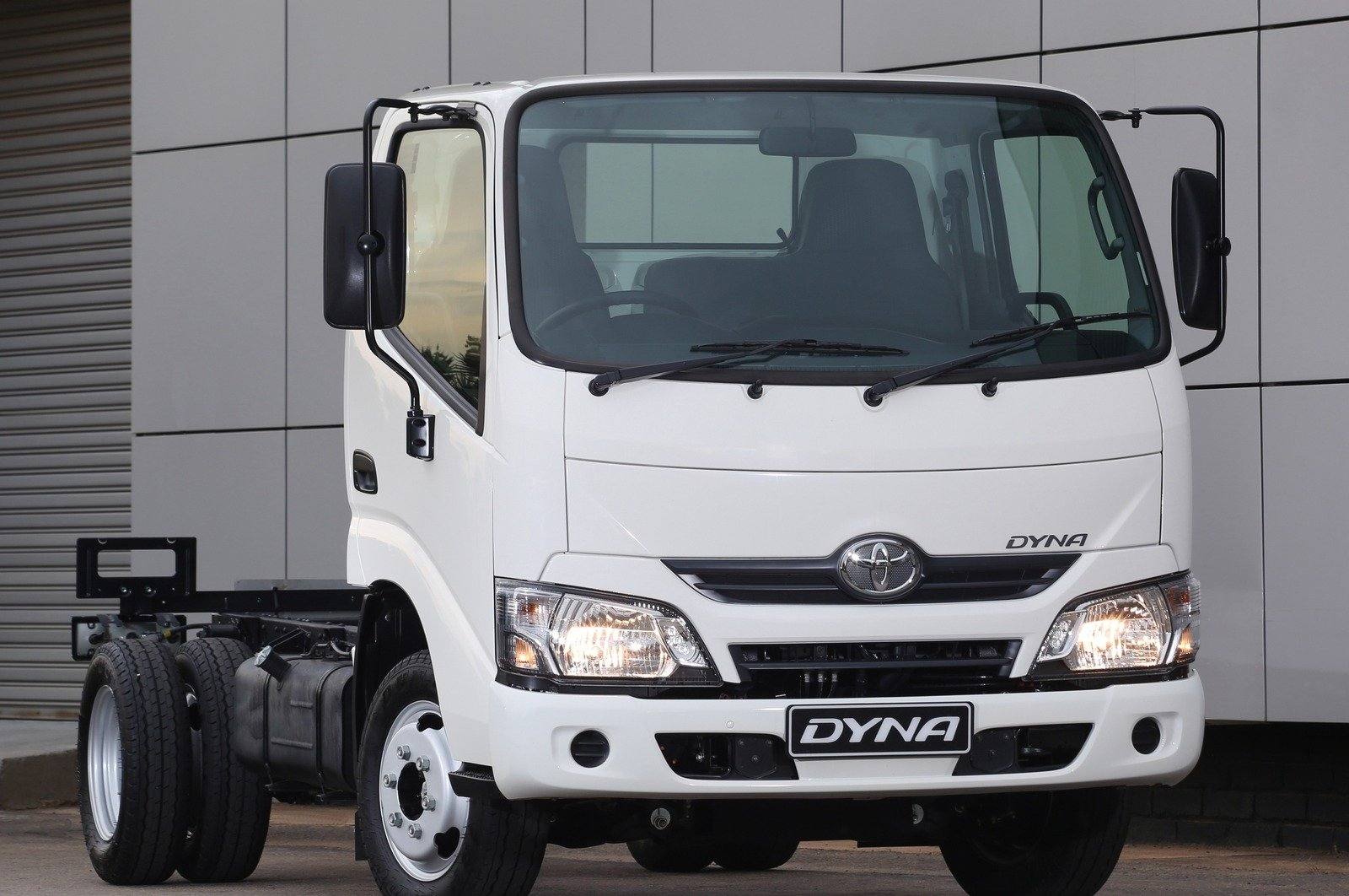 U600 Hybrid 4.0 Diesel (N04C-UL)