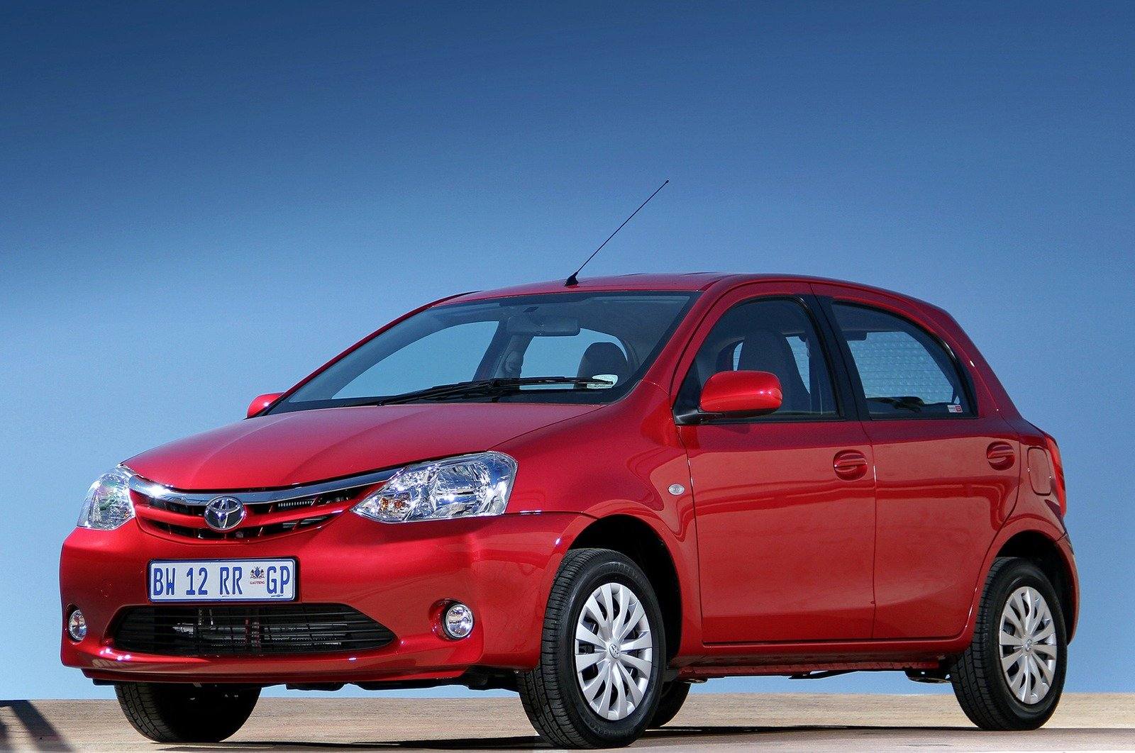 Hatchback 1.5 2NR-FBE Manual Brazil