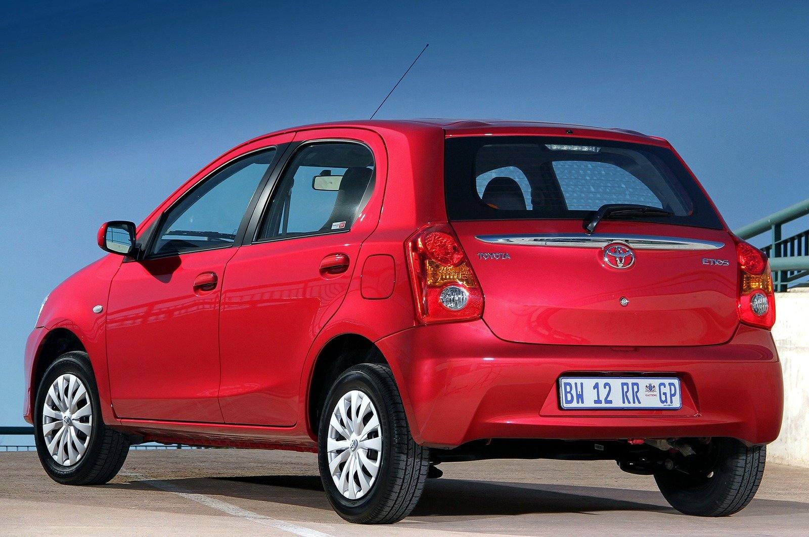 Hatchback 1.5 2NR-FBE Manual Brazil