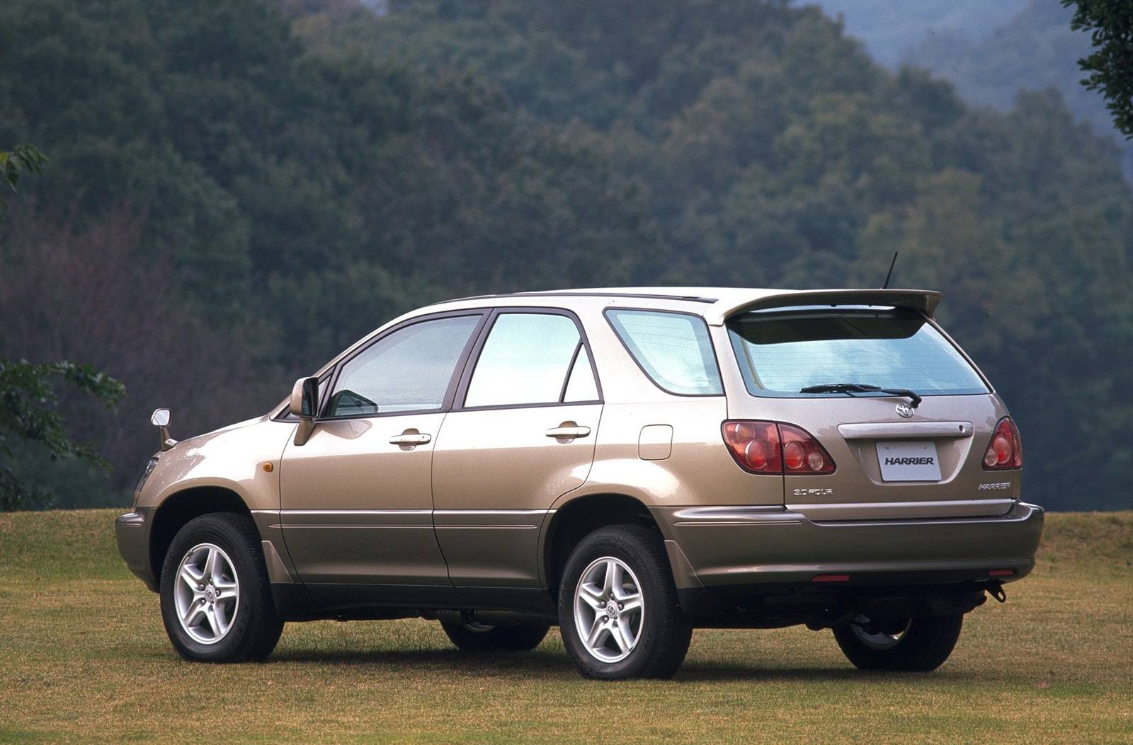 Harrier 3.0 V6 (XU10)