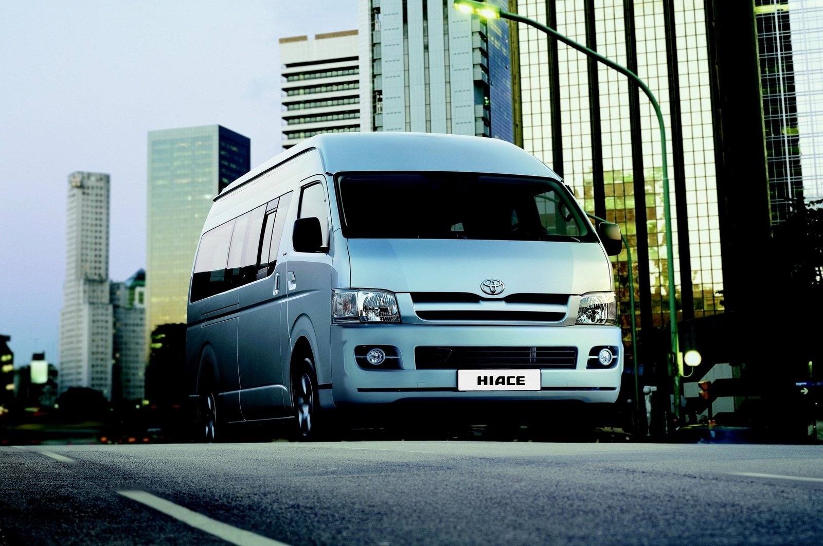 H200 Commuter 2.5 D-4D