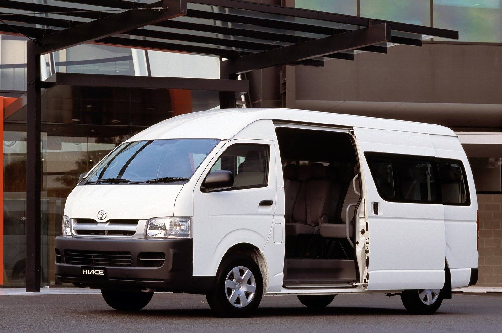 H200 Commuter 2.5 D-4D