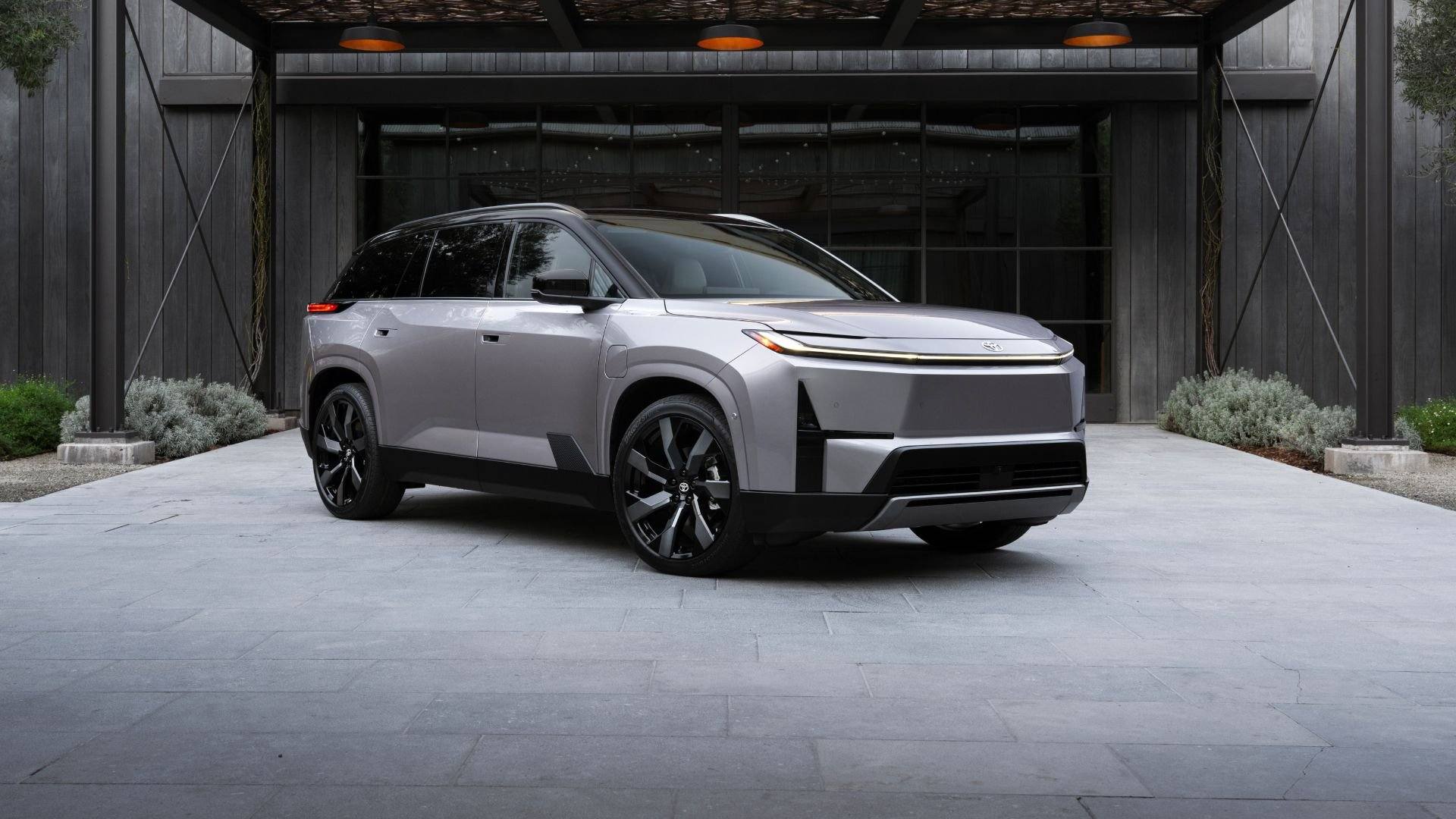 Highlander EV XLE 77 kWh AWD