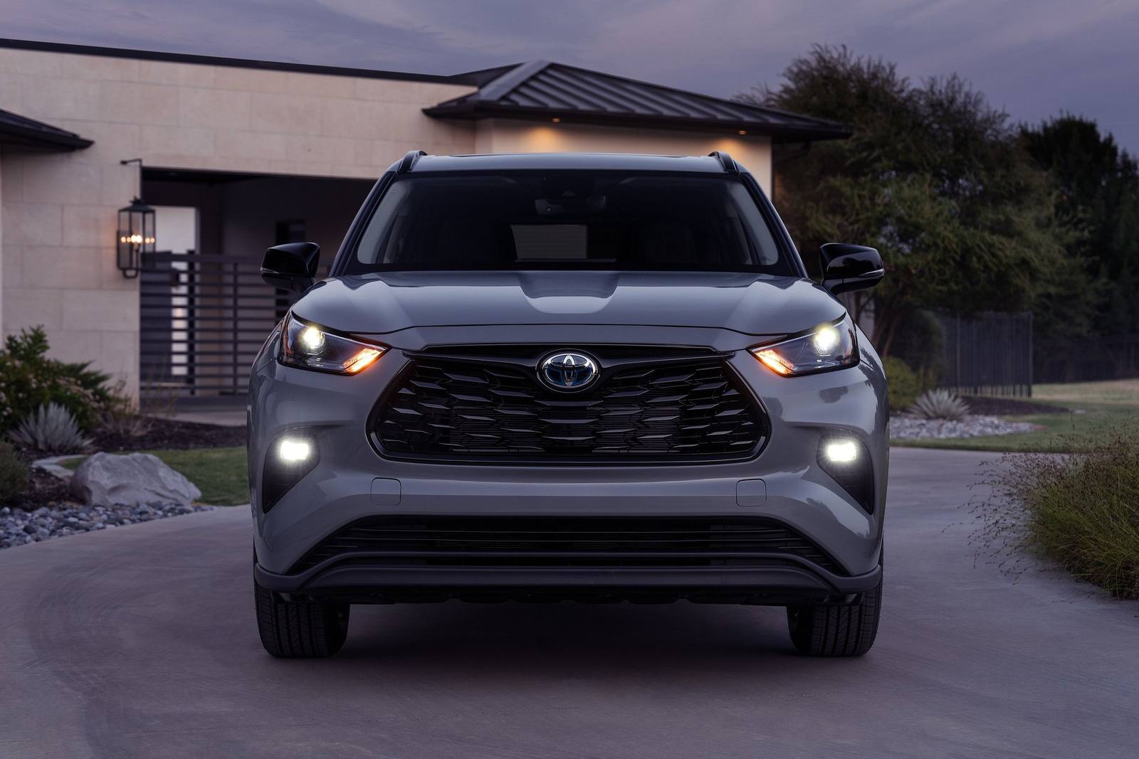 Hybrid AWD