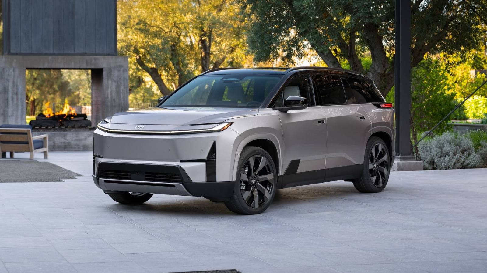 Highlander EV XLE 77 kWh AWD