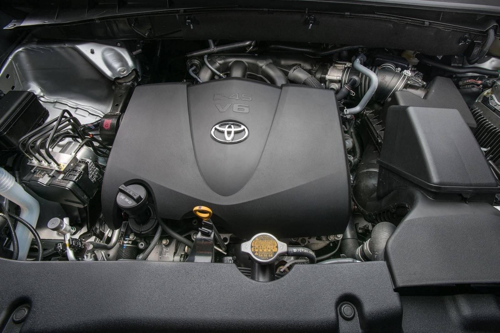 V6 (3.5L) FWD
