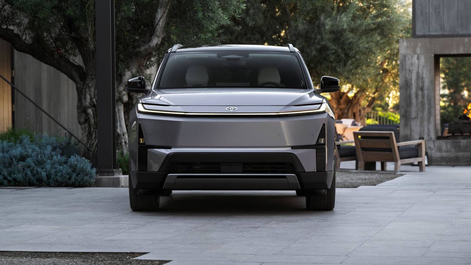 Highlander EV XLE 77 kWh AWD