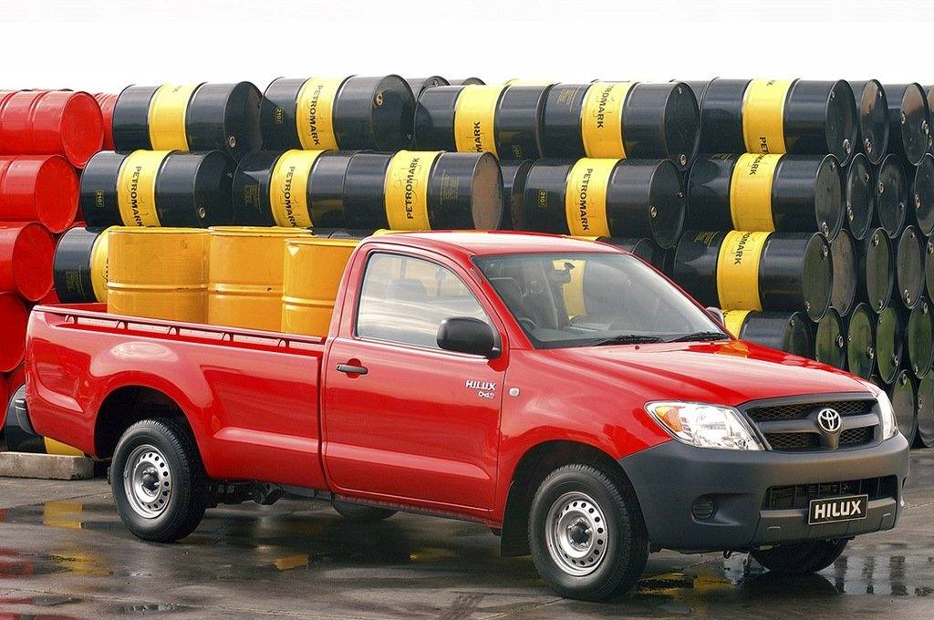 Hilux 2.4 (2L-T, AN10)