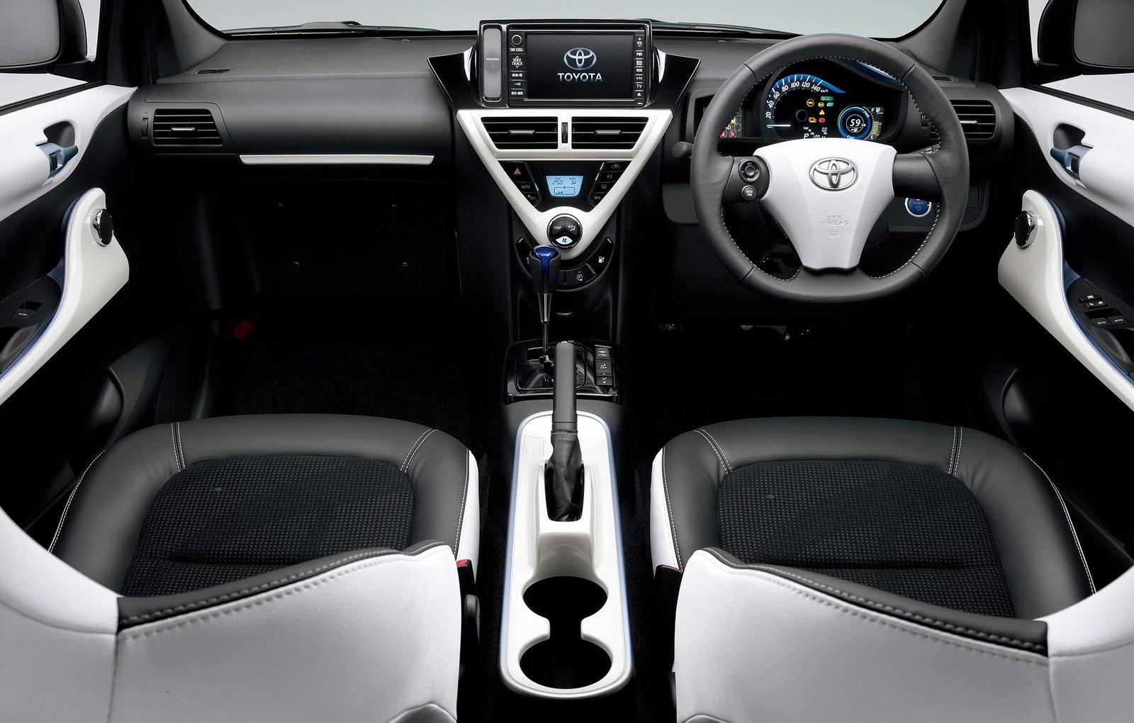 iQ eQ (EV)