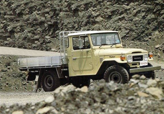 FJ45 3.9 F Long Wheelbase Pickup