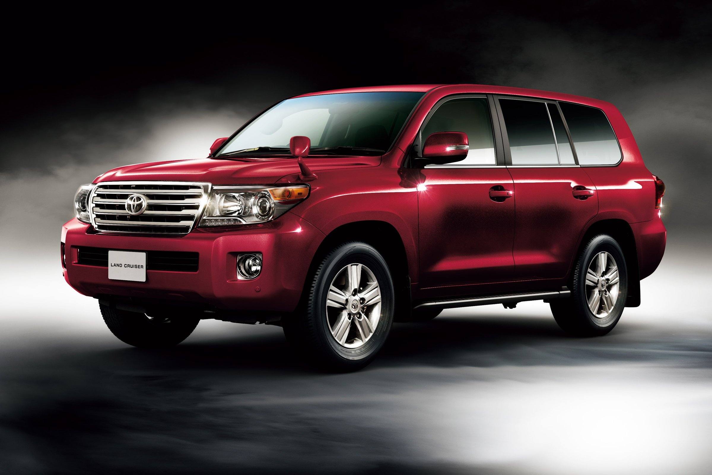 J200 V8 (5.7)
