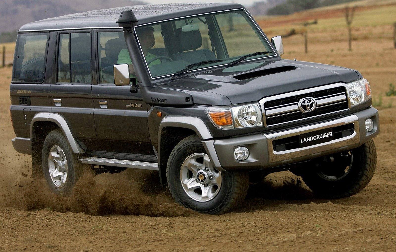 J70 4.5 V8 TD